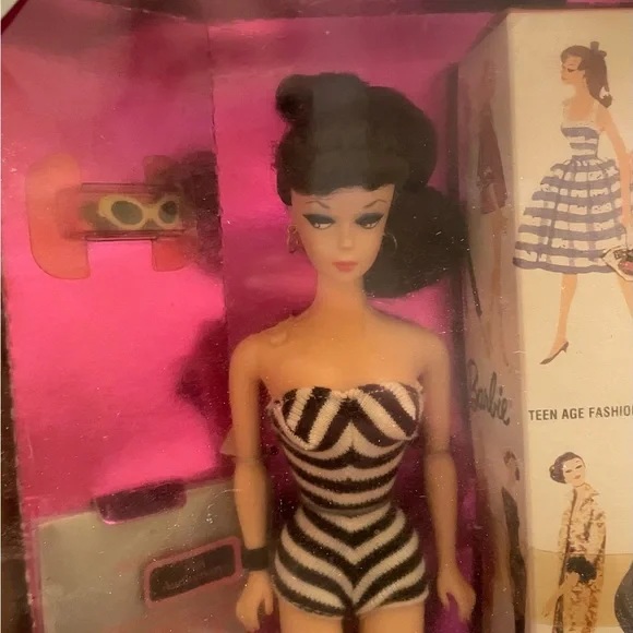 35th Anniversary Barbie 1959 vintage